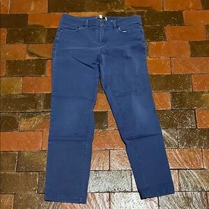 Jones New York Sports jeans size 8 stretch straight leg